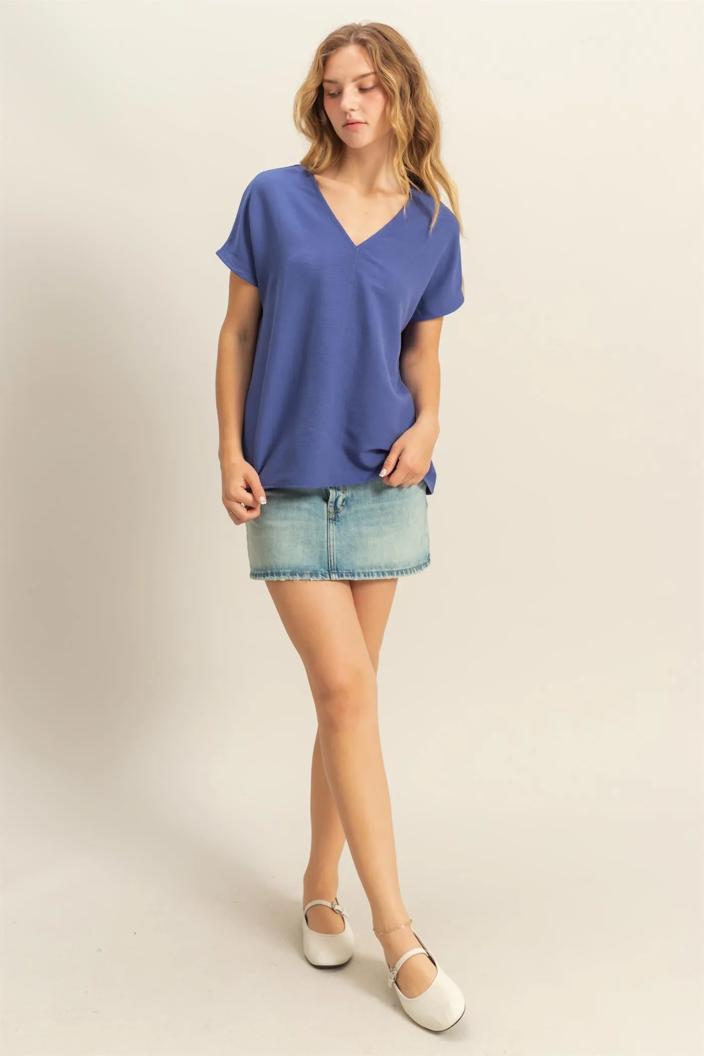 DZ24C059-Woven V-Neck Short Sleeve Tunic Top