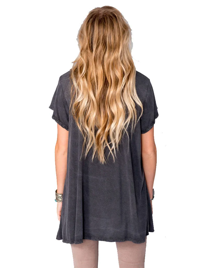 Show Me Your Mumu Hetland Tee in Shadow Bullhead