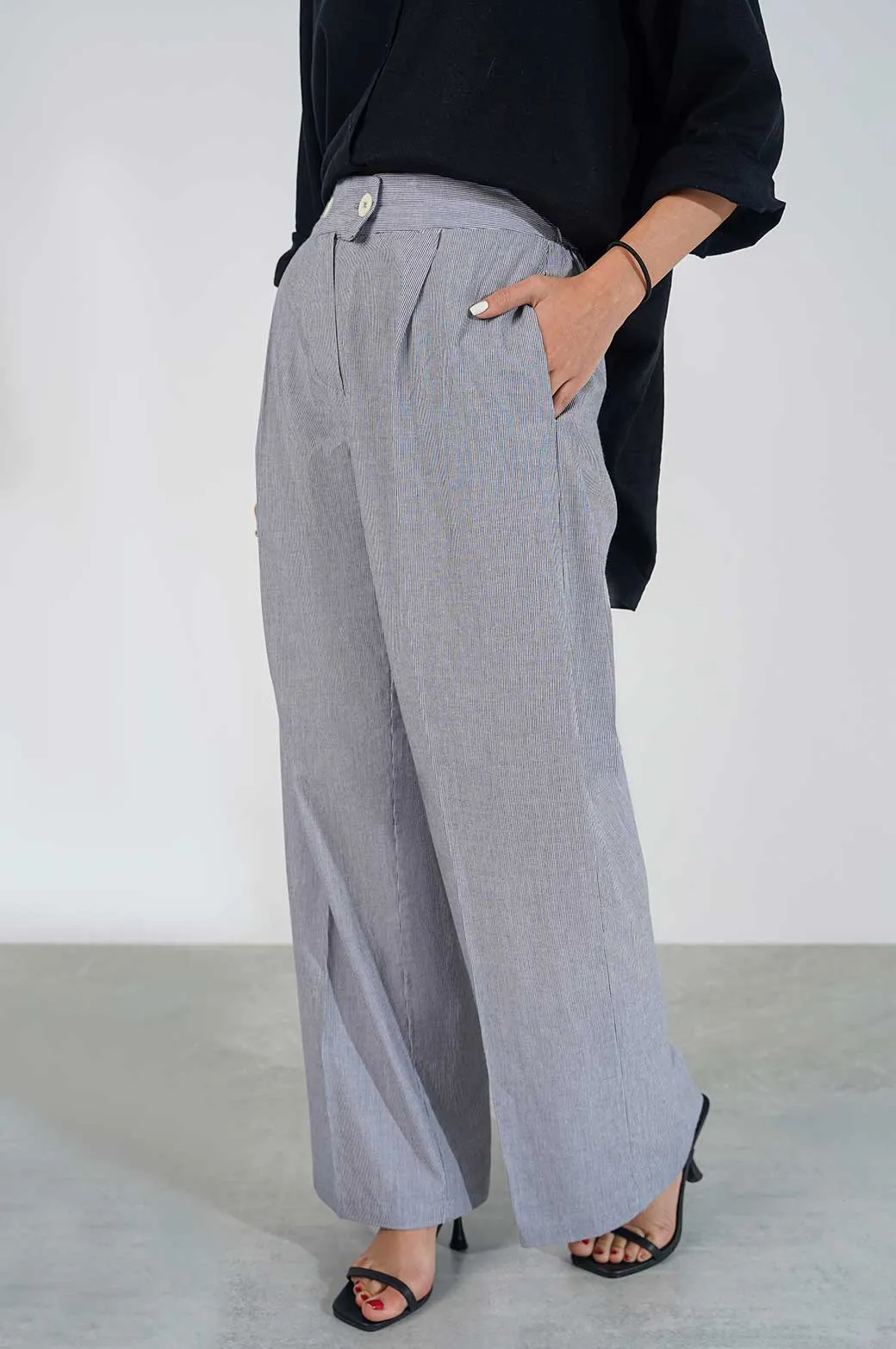 STRIPED WIDE-LEG PANTS